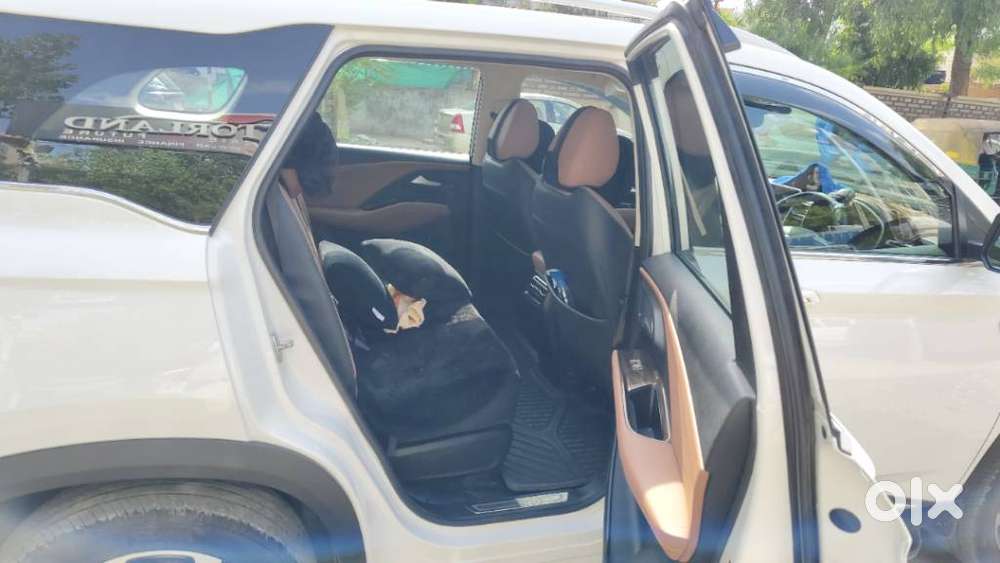Mg Hector Plus Sharp Cvt, 2024, Petrol