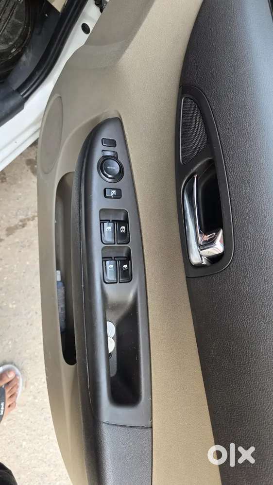 Hyundai I20 2013 Petrol Good Condition Family Car