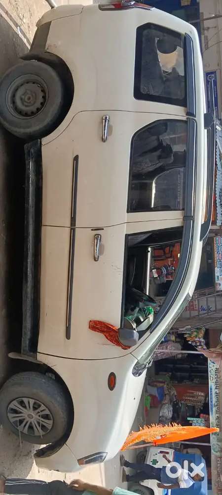 Mahindra Xylo 2012