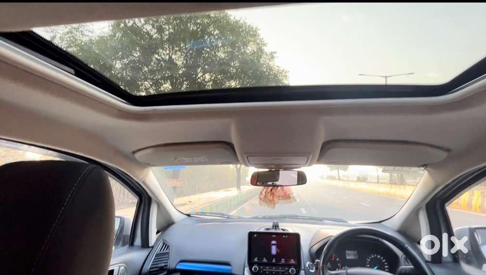 Ford Ecosport 2019 Signature (petrol + Cng + Sunroof)