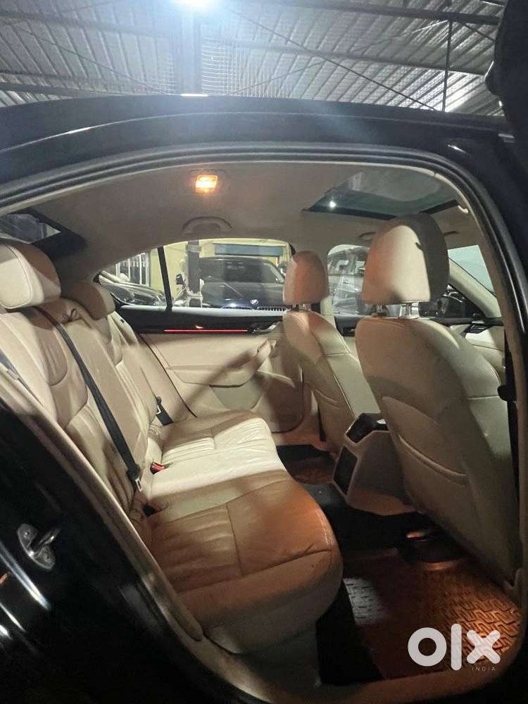 Skoda Octavia 1.8 Tsi At L K, 2018, Petrol