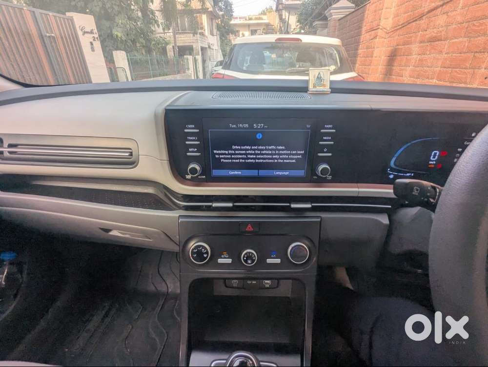 2024 Hyundai Creta Petrol 1.5 - Driven 30000km Only