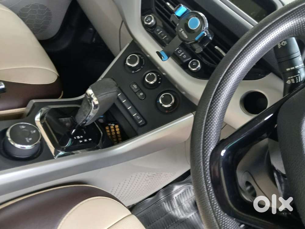 Nexon Petrol Automatic Look Like New