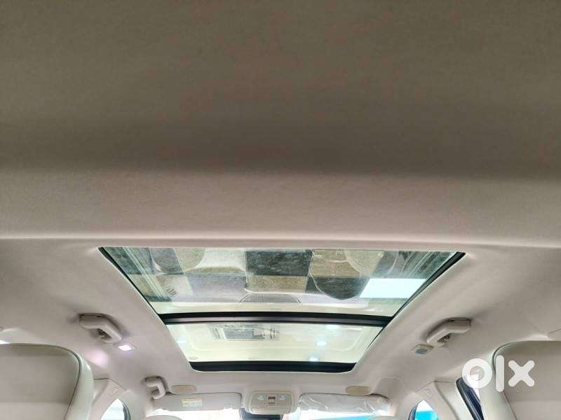 Mahindra Xuv700 2.0 Ax 7 Petrol At Luxury Pack Str, 2021, Petrol