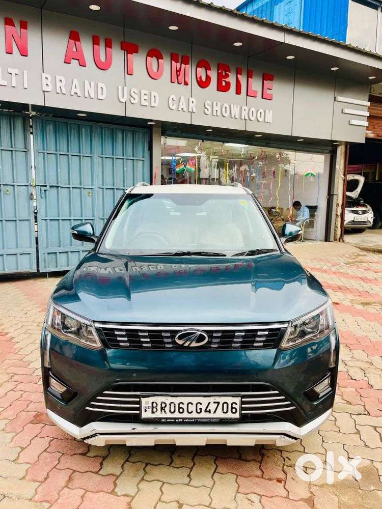Mahindra Xuv300 W8 Option Dual Tone, 2020, Petrol