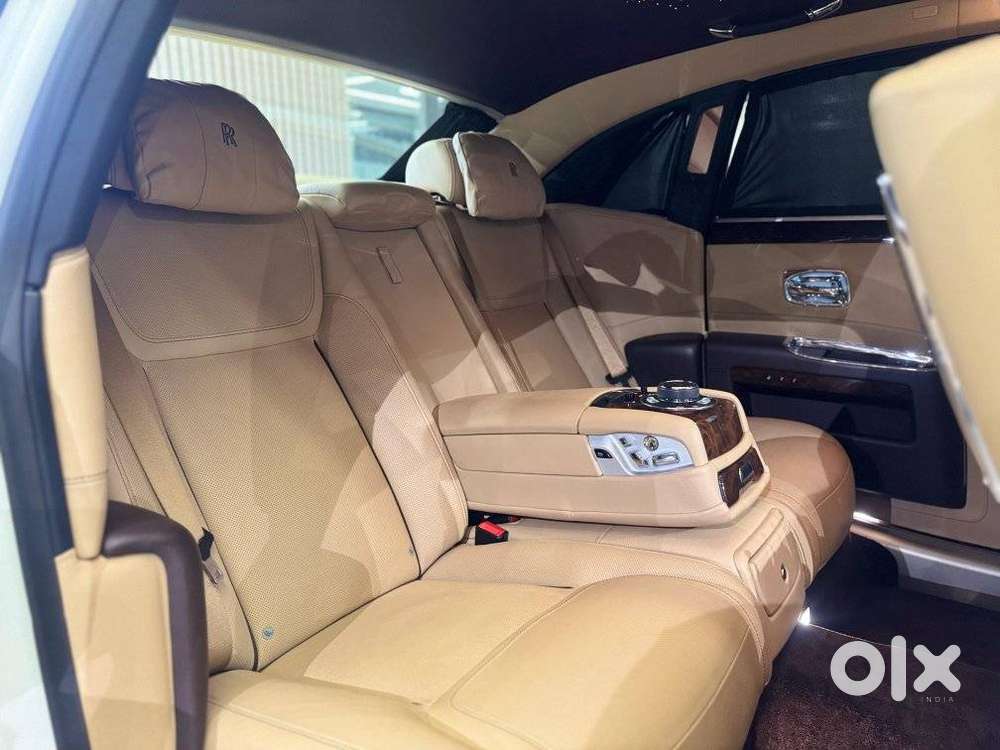 Rolls-royce Ghost Series Ii Standard, 2017, Petrol
