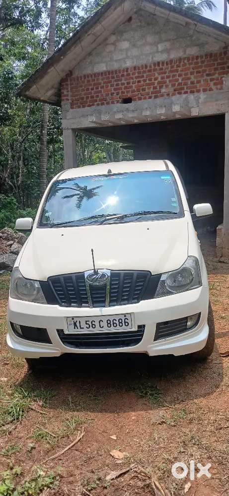Mahindra Xylo 2011
