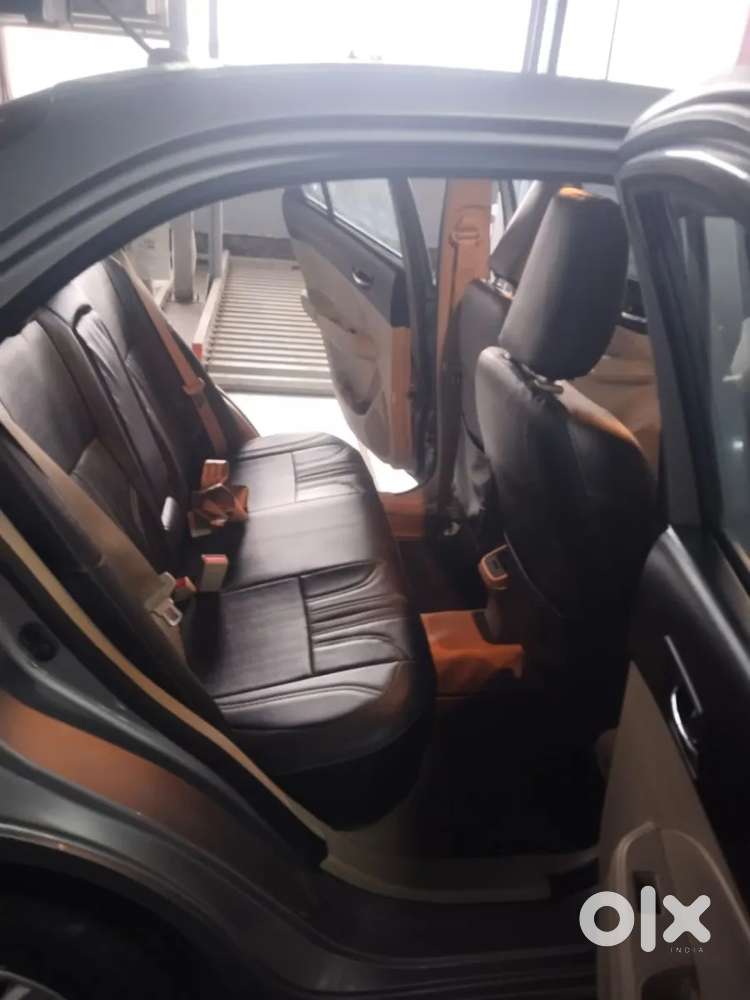 Maruti Suzuki Dzire Vxi Ags, 2020, Petrol