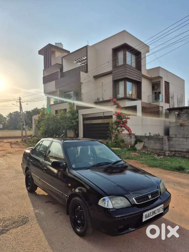 Maruti Suzuki Esteem 2004 Vxi