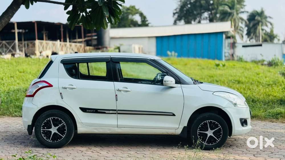 Maruti Suzuki Swift Vxi Top Condition