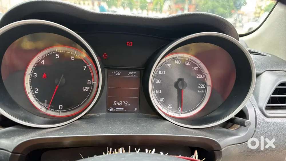 Maruti Suzuki Swift Zxi 2022 Petrol Manual