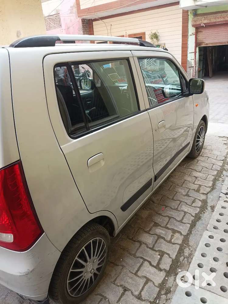 Maruti Suzuki Wagon R 1.0 2011 Petrol + Cng On Papaer Good Condition