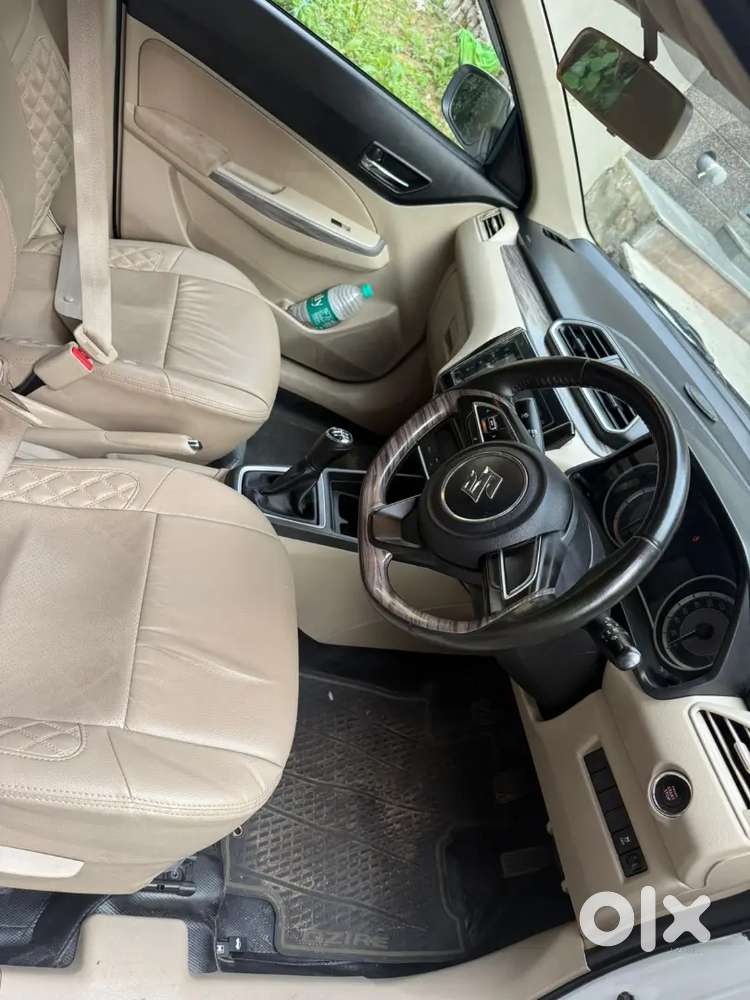 Maruthi Suzuki Swift Dizer Zxi Petrol