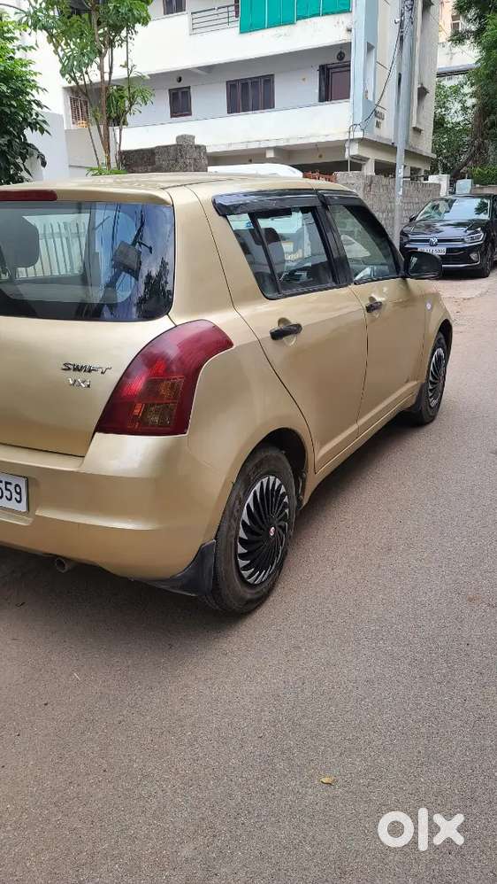 Maruti Suzuki Swift 2006 Petrol 118000 Km Driven