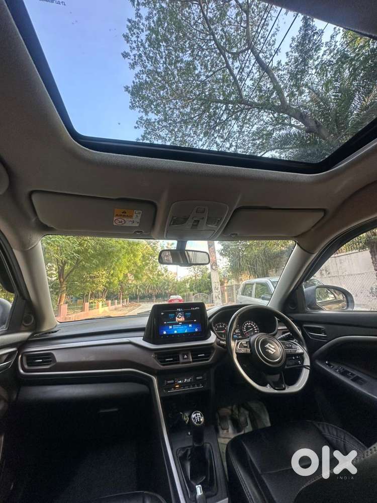 Maruti Suzuki Brezza 1.5 Zxi Smart Hybrid, 2023, Petrol