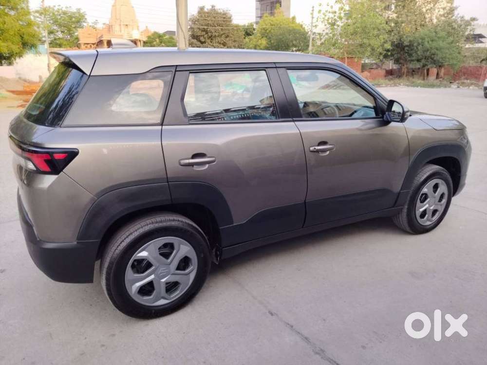 Maruti Suzuki Brezza 1.5 Vxi Smart Hybrid, 2025, Petrol