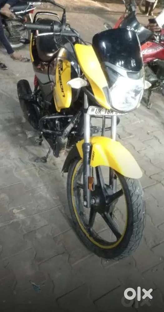 Koi kami nahi hai - Motorcycles in New Colony, Nagina - 1829813704