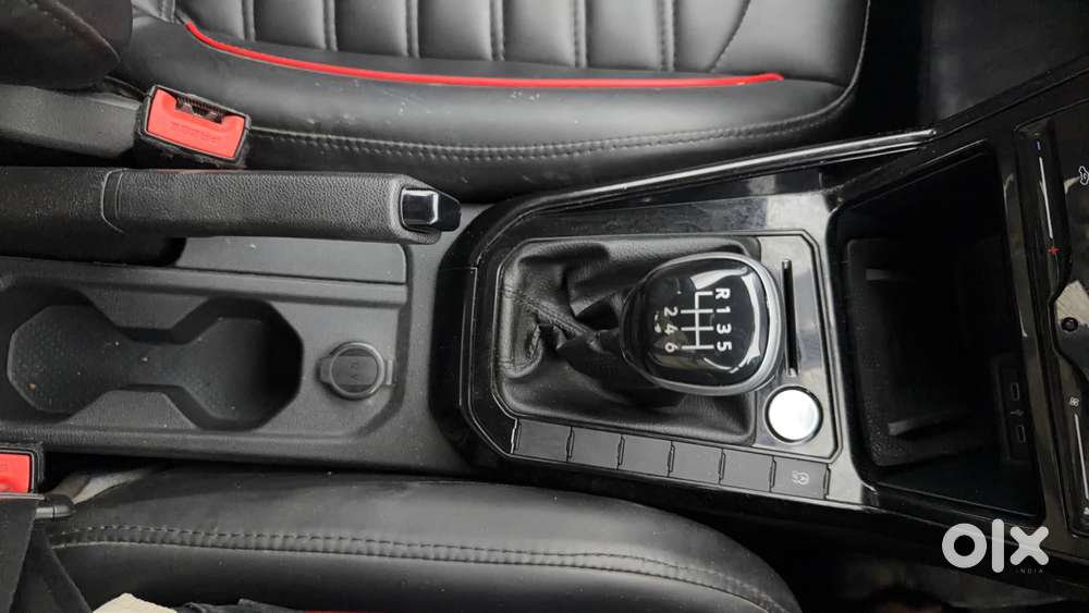 Volkswagen Virtus Topline 1.0 Tsi Mt, 2024, Petrol