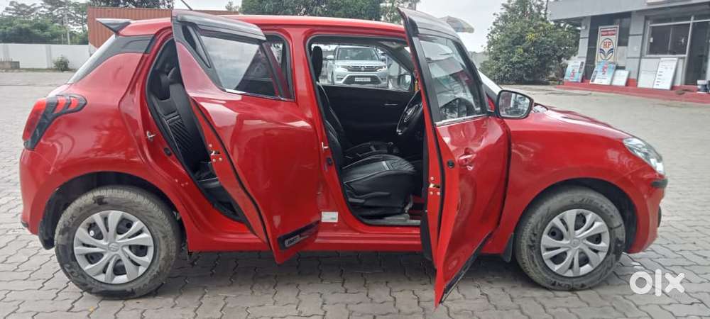 Maruti Suzuki Swift, 2023, Petrol