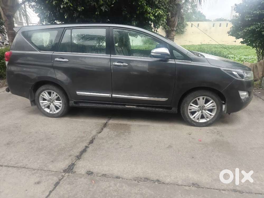 Toyota Innova Crysta 2016 Diesel Automatic