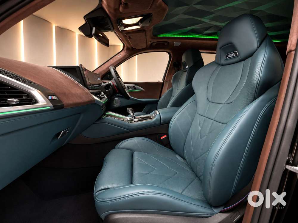 Bmw Xm Plug-in Hybrid, 2025, Petrol
