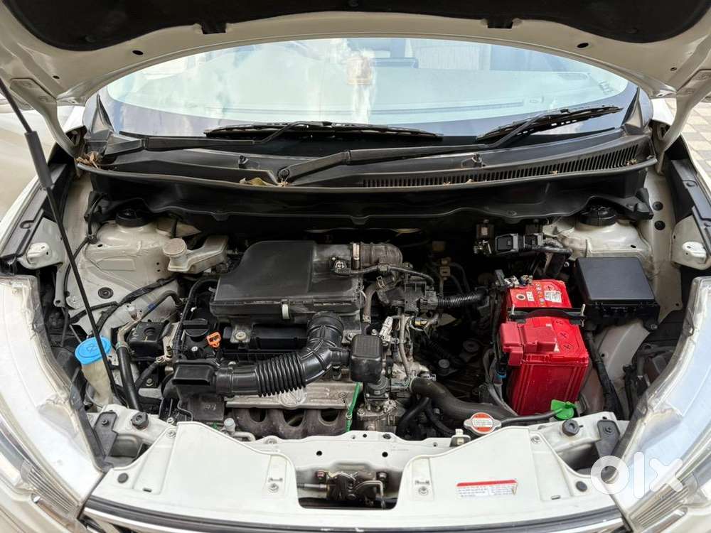 Maruti Suzuki Ertiga 2023 Petrol 73000 Km Driven