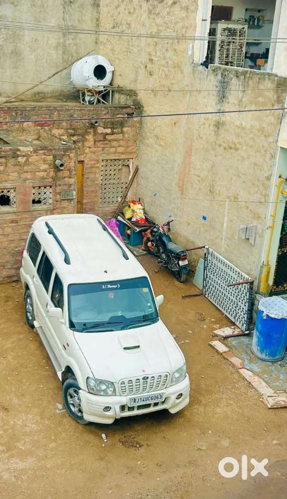 Mahindra Scorpio 2013