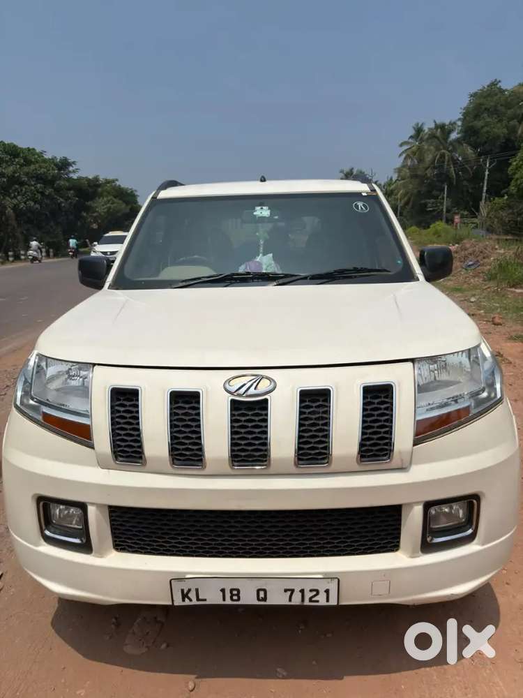 Mahindra Tuv 300 2015