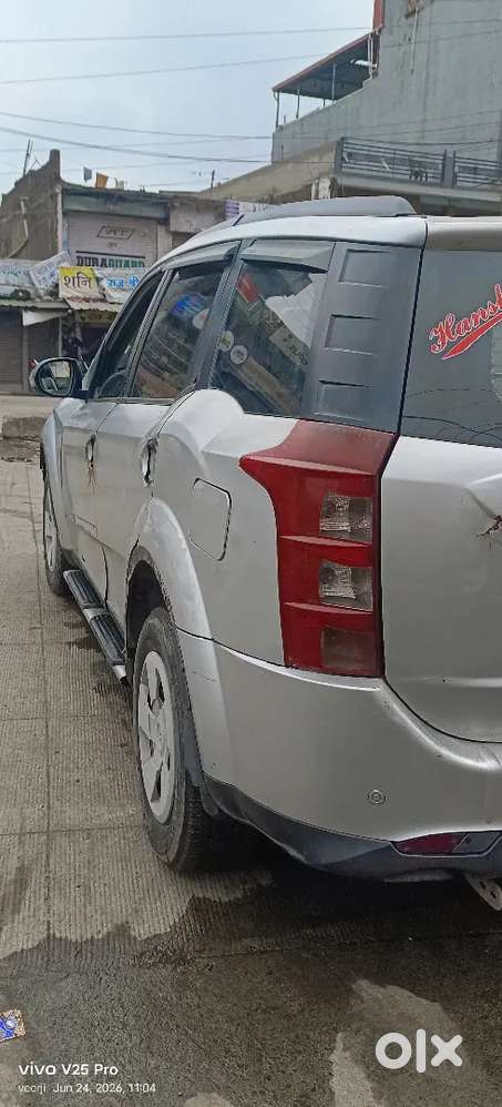 Mahindra Xuv500 W6 2012