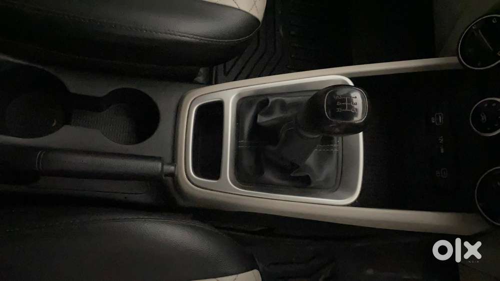 Hyundai Venue 1.2 S (o), 2023, Petrol