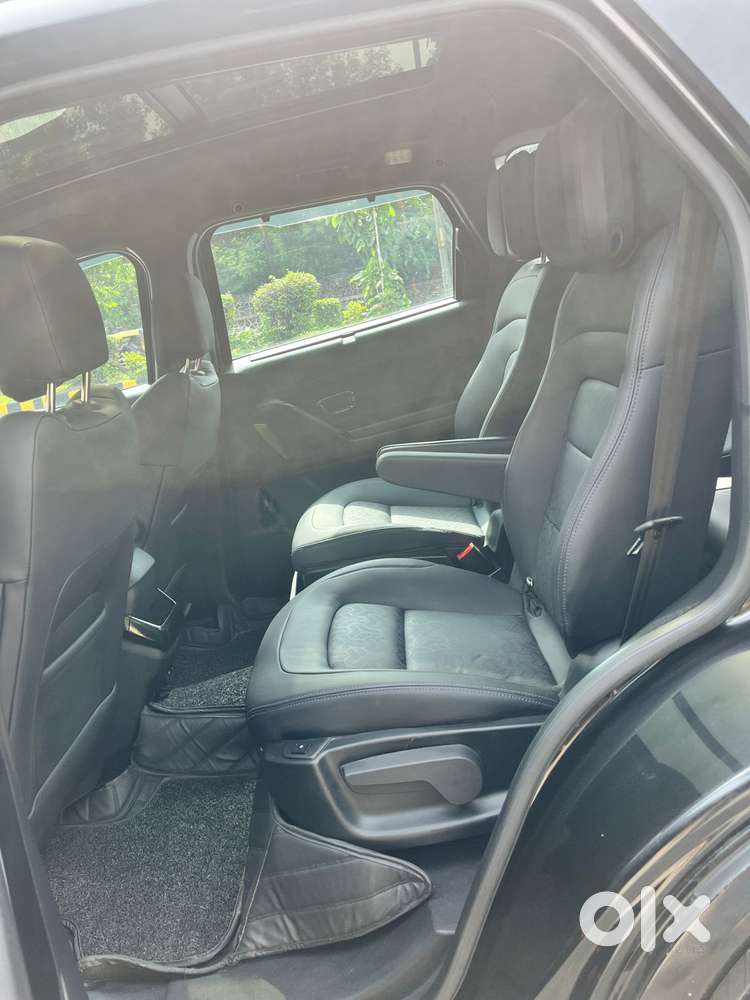 Tata Safari Accomplished Plus Dark Edition, 2024, Diesel