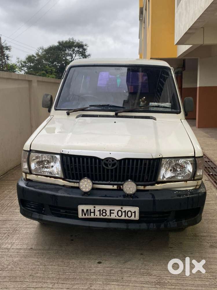 2004 Toyota Qualis Diesel