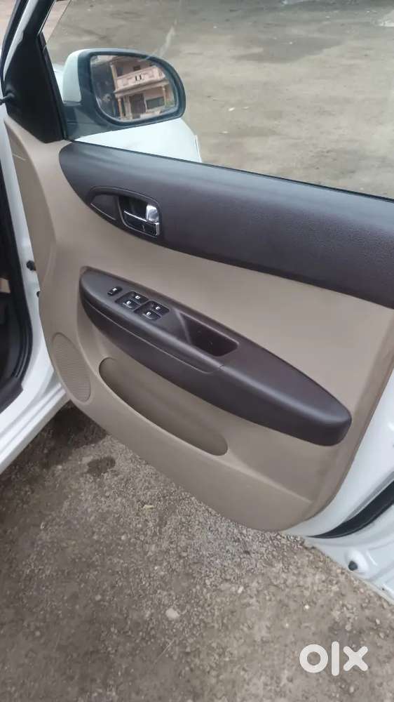 Hyundai I20 Magna Opt 2012 Car