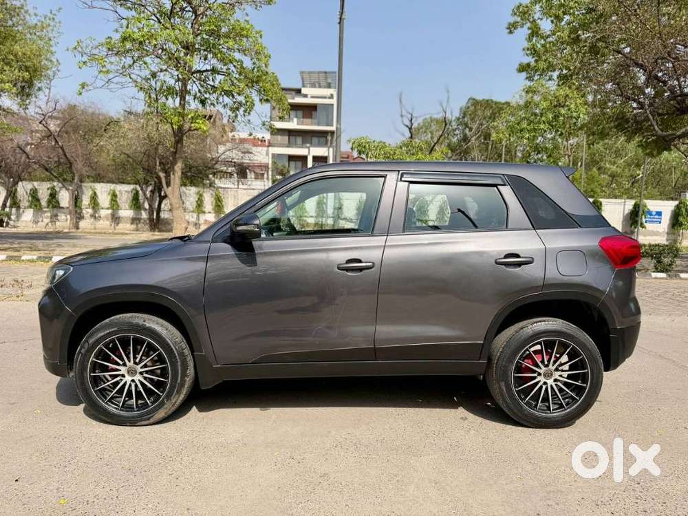 Maruti Suzuki Brezza 1.5 Lxi Smart Hybrid, 2022, Petrol