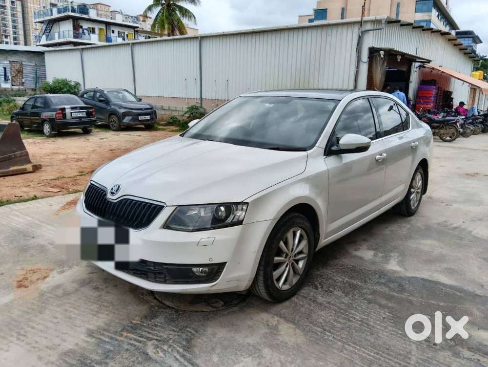 Skoda Octavia 1.8 Tsi Style Plus At, 2016, Petrol
