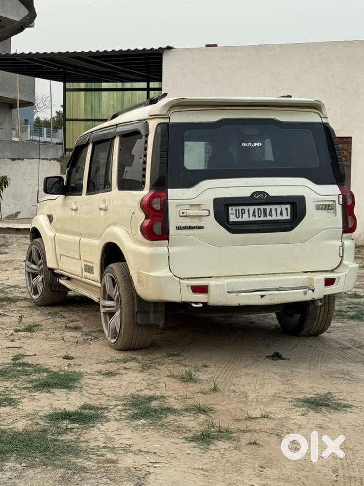 Mahindra Scorpio Classic Diesel 106000 Km Driven