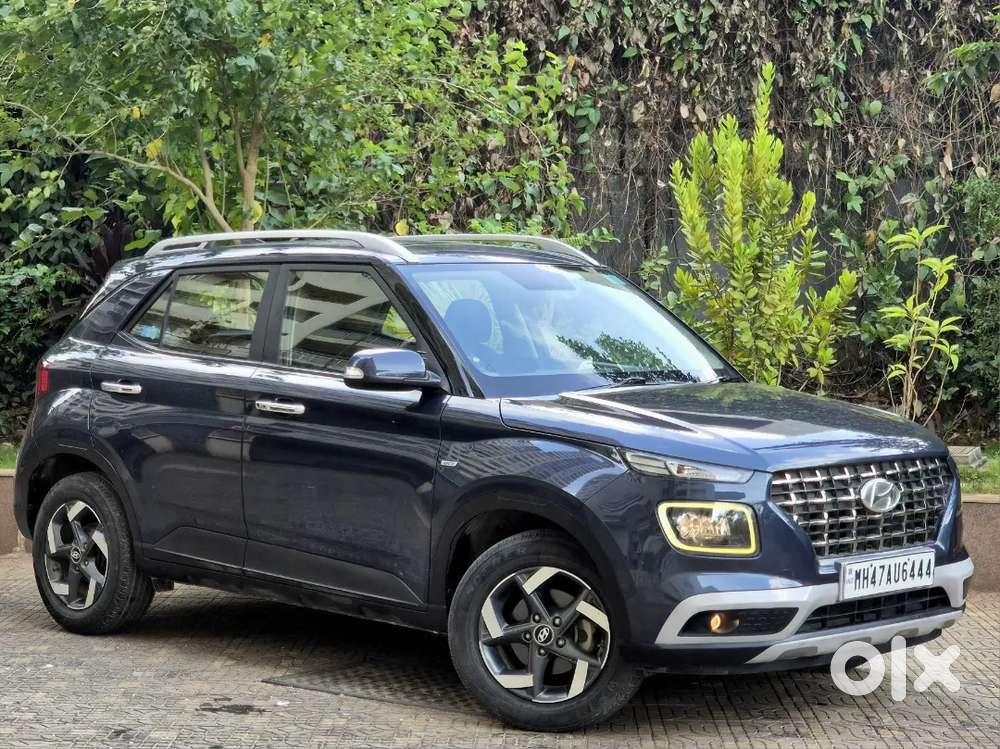 Hyundai Venue 2020 Petrol Well Maintained Brand New Tyres