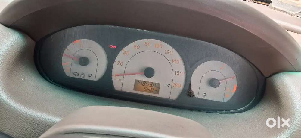 Mahindra Xylo 2.5 D4 2012