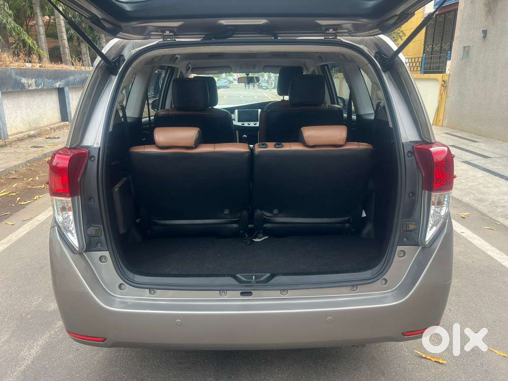 Toyota Innova Crysta 2.4 G Mt 7 Str, 2019, Diesel