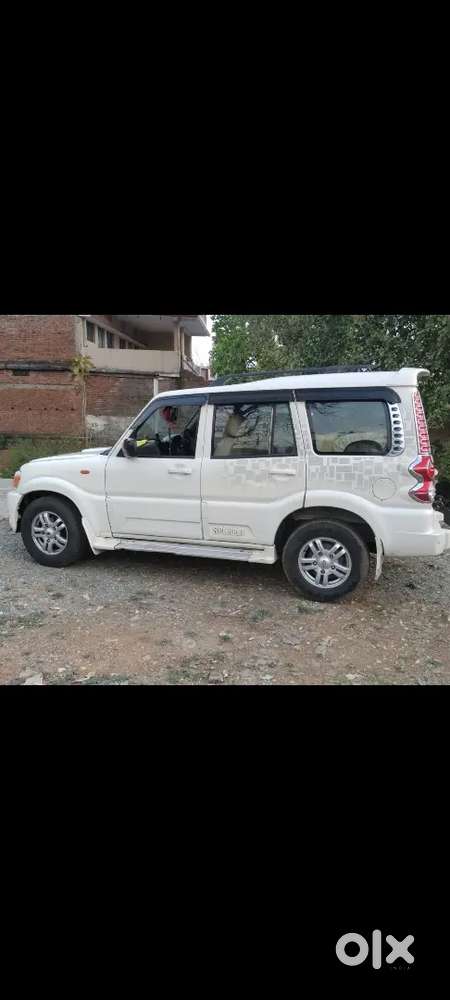 Mahindra Scorpio 2014 Diesel Well Maintained