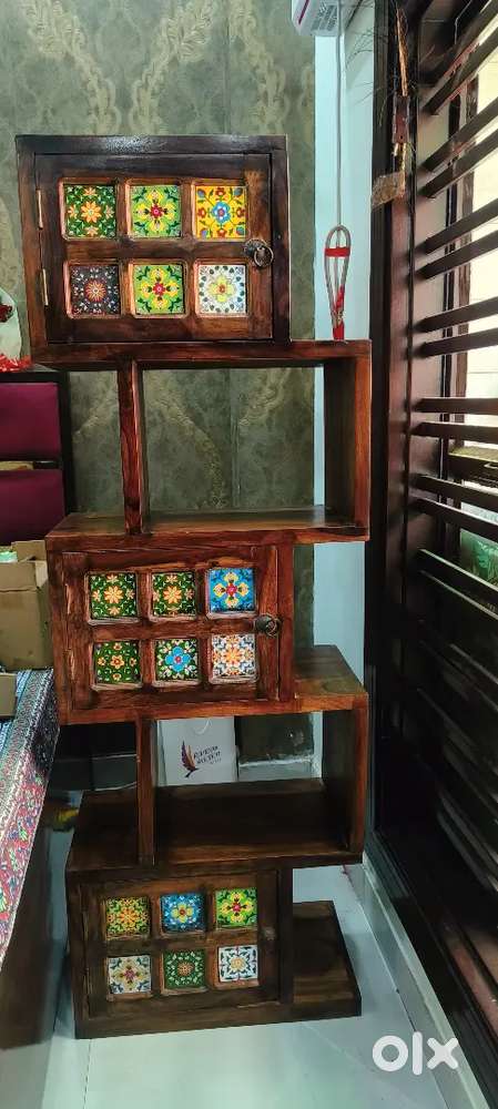 Sheesham Wood zigzag book shelf