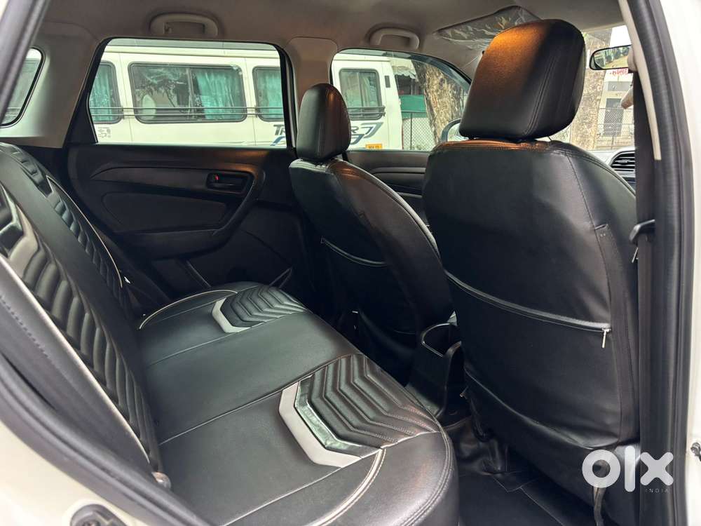 Maruti Suzuki Brezza 1.5 Lxi Smart Hybrid, 2021, Petrol