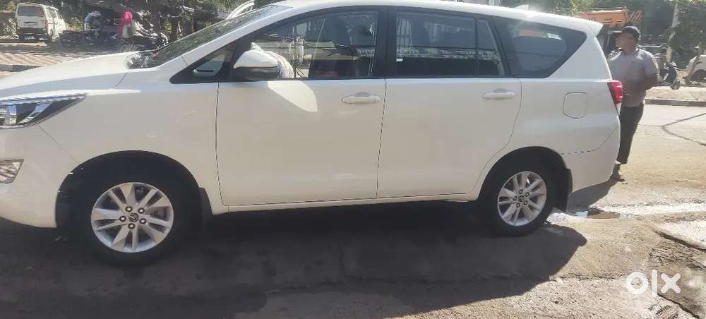 Toyota Innova Crysta 2017