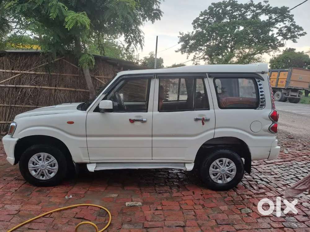 Mahindra Scorpio 2012 Diesel 200000 Km Driven