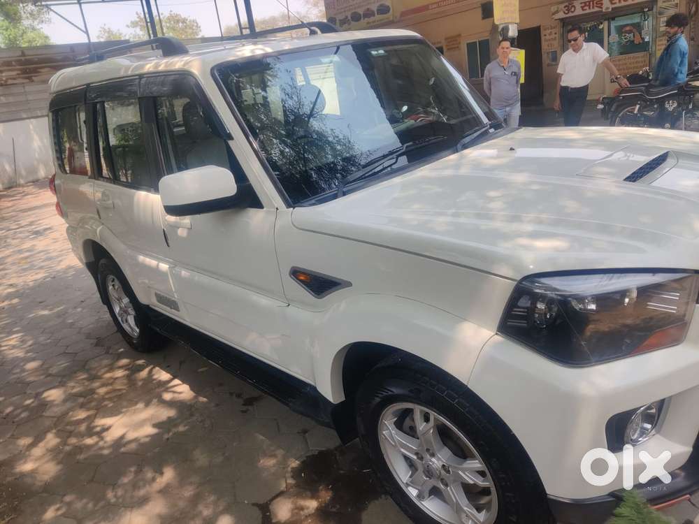 Mahindra Scorpio S10, 2017, Diesel
