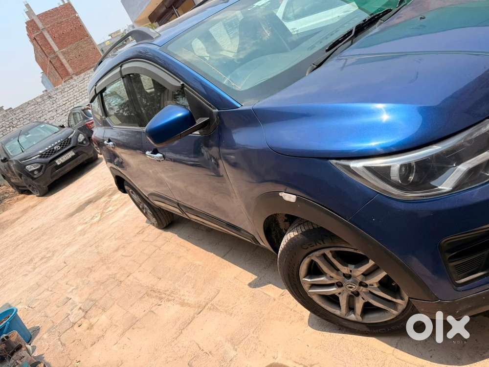 Renault Triber Pure Petrol