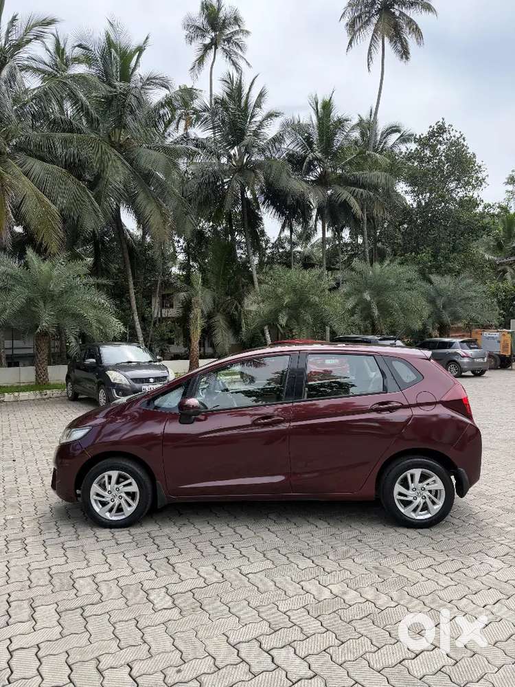 2015 Honda Jazz Diesel Full Option