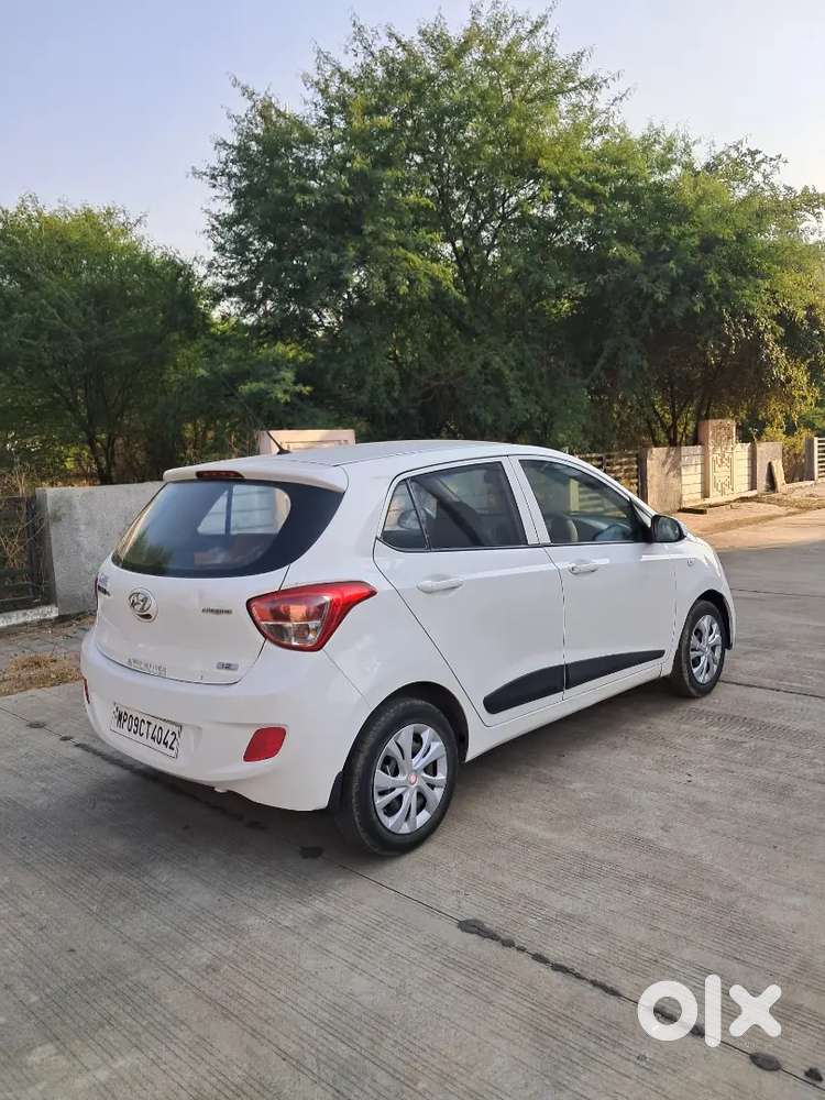 Hyundai Grand I10 Model2016 Owner1st Petrol Good Condition