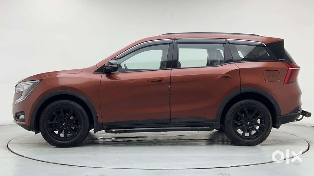 Mahindra Xuv700 2.0 Ax 7 Petrol At Luxury Pack Str, 2024, Petrol