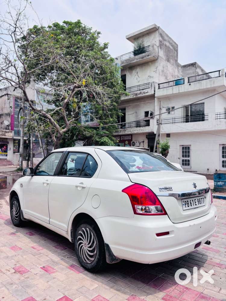 Maruti Suzuki Swift Dzire 2011 Petrol 60000 Km Driven